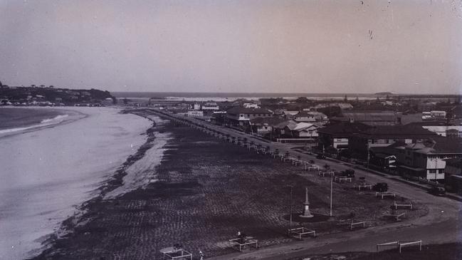 Marine Parade, Coolangatta.