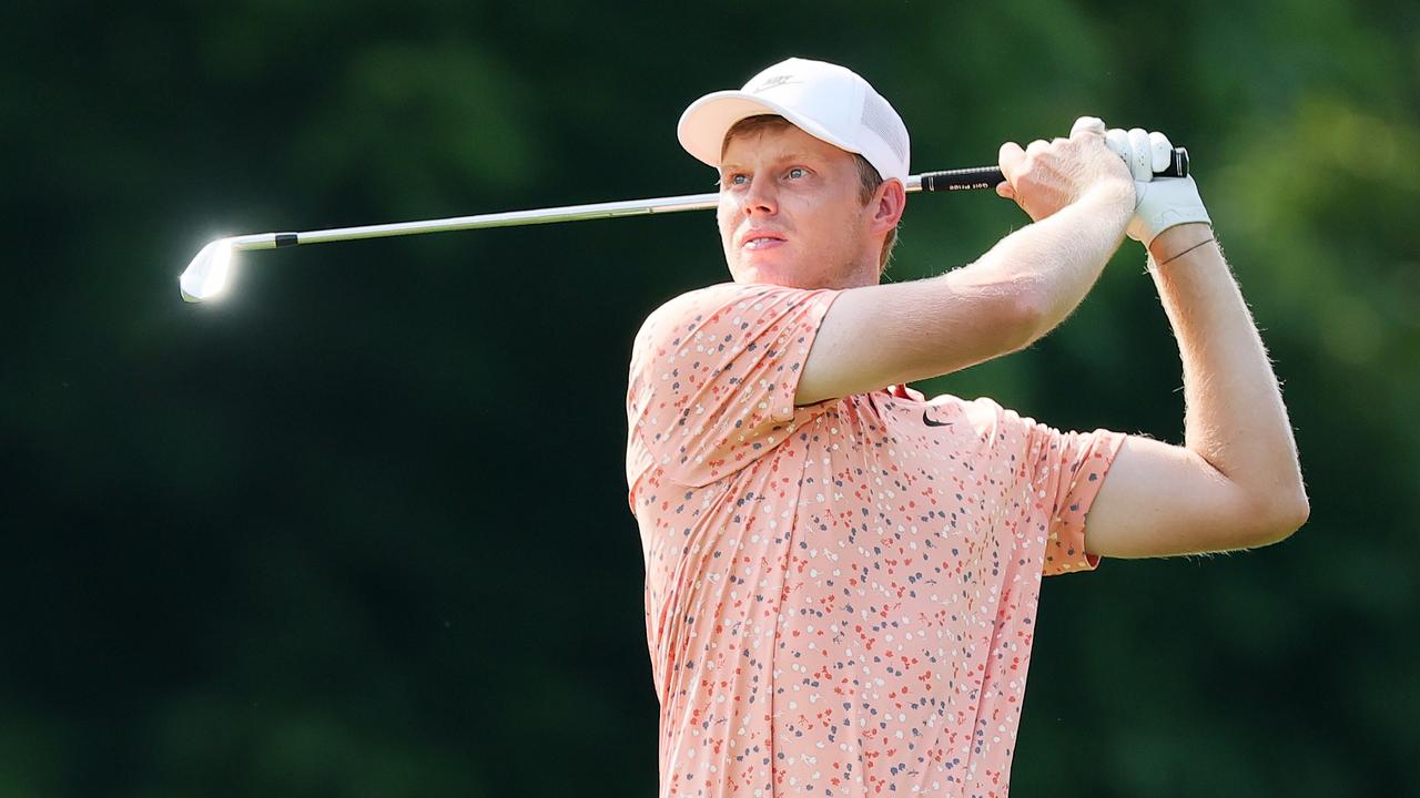 Aussie Davis outshines big names to lead PGA Championship