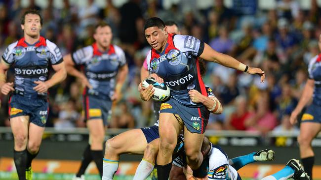 Cowboys Jason Taumalolo makes a break.