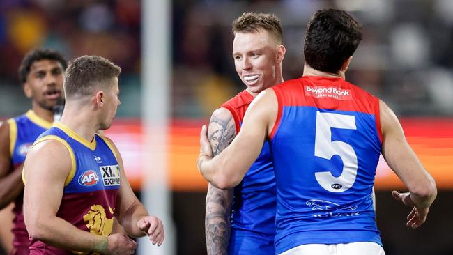 Dayne Zorko James Harmes exchange words. Picture: Russell Freeman/AFL Photos via Getty Images