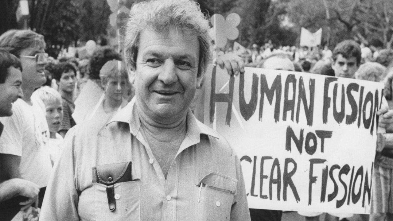 Green Bans Leader Jack Mundey Dies Aged 90 The Australian 