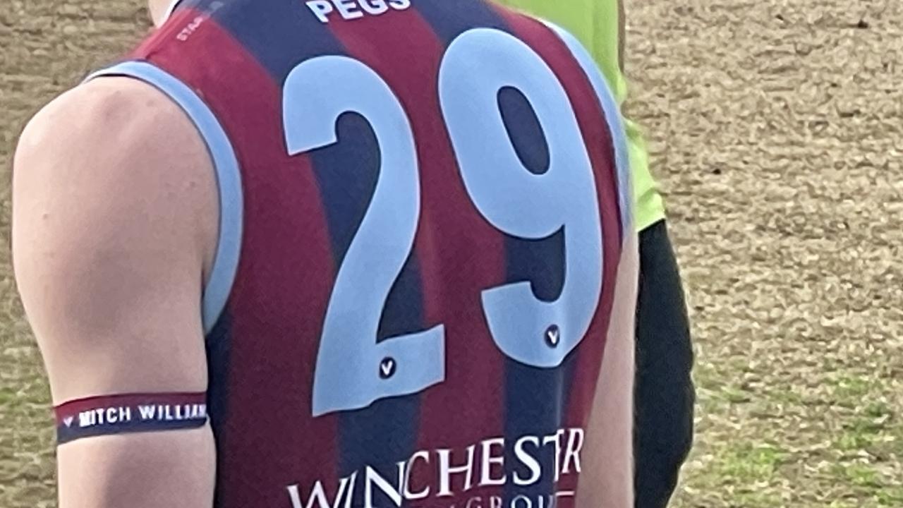 VAFA 2022: PEGS honour Mitch Williams with armbands, big wins over Kew