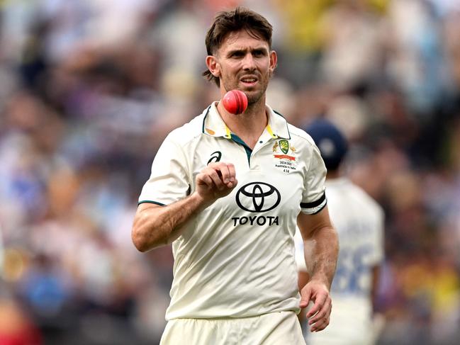 Marsh to shoulder bigger bowling load in Boxing Day scorcher