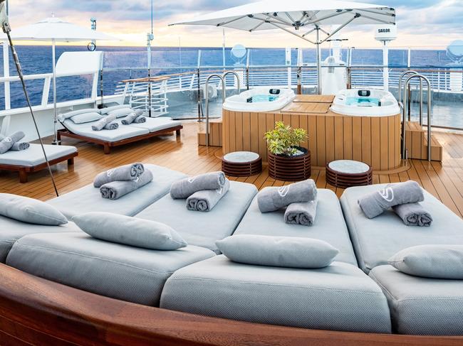 The jacuzzi deck on SeaDream II.