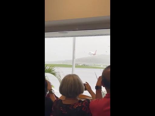 Flight aborts landing on Hamilton Island as Nth Qld floods