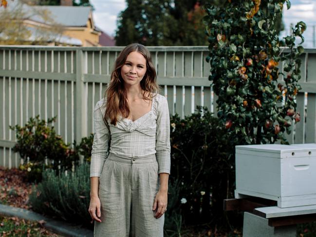 Hayley Mason - Settler Hives