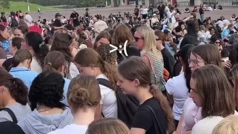 Frustrated fans of Louis Tomlinson waited for hours to receive wristbands for his Sydney concert. Picture: TikTok