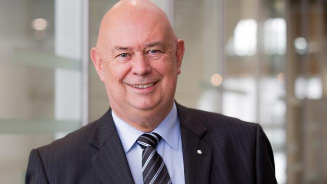 Services Australia’s Hank Jongen says no repayments will be due before February 28.