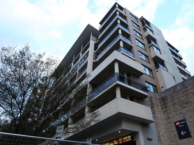 Mascot Towers was evacuated last month after cracks were discovered. Picture: AAP