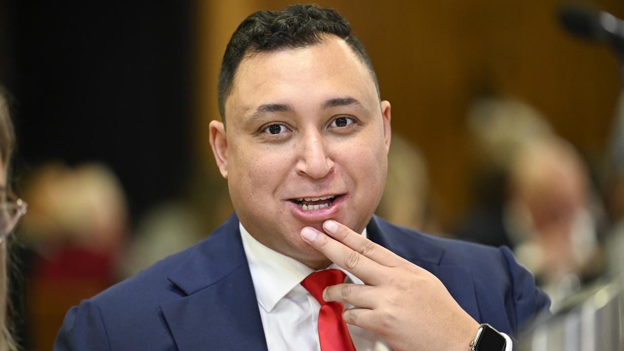 Hitler-hailing Babet to quit politics’ ‘dark lagoon’