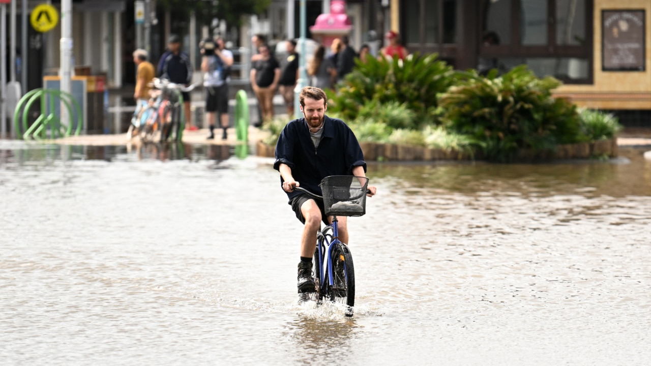 Flood clean-up underway in Byron Bay