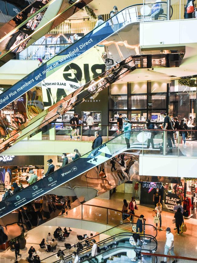 Shoppers at Westfield Bondi Junction last Friday. Picture: NCA NewsWire/Flavio Brancaleone