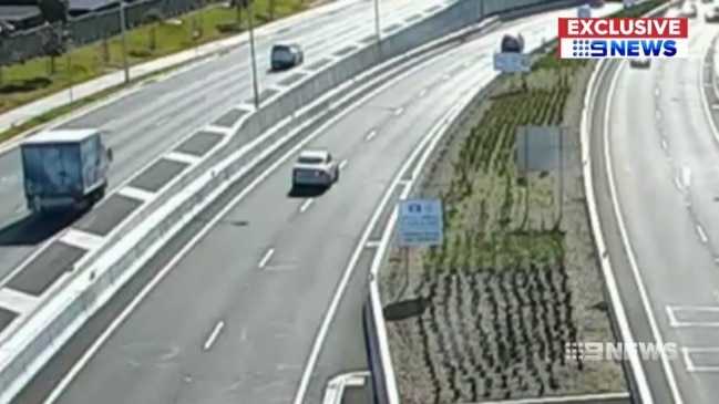 M4 tunnel drivers caught on CCTV (9 News)