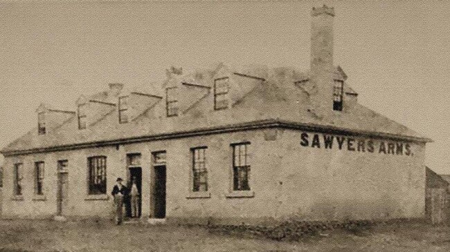 The original Sawyers Arms Hotel in the mid-1800s.