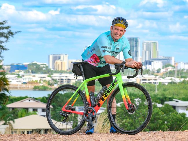 Veteran sports Journalist Rupert Guinness will attempt to ride his push bike  from Darwin to Hobart in just 14 daysPicture Glenn Campbell