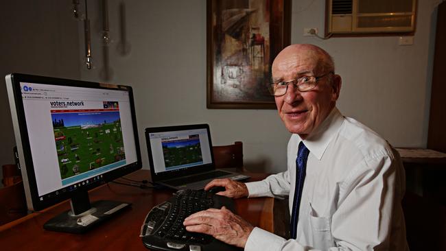 Financial expert Greg Bloomfield. Picture: Adam Yip/Manly Daily