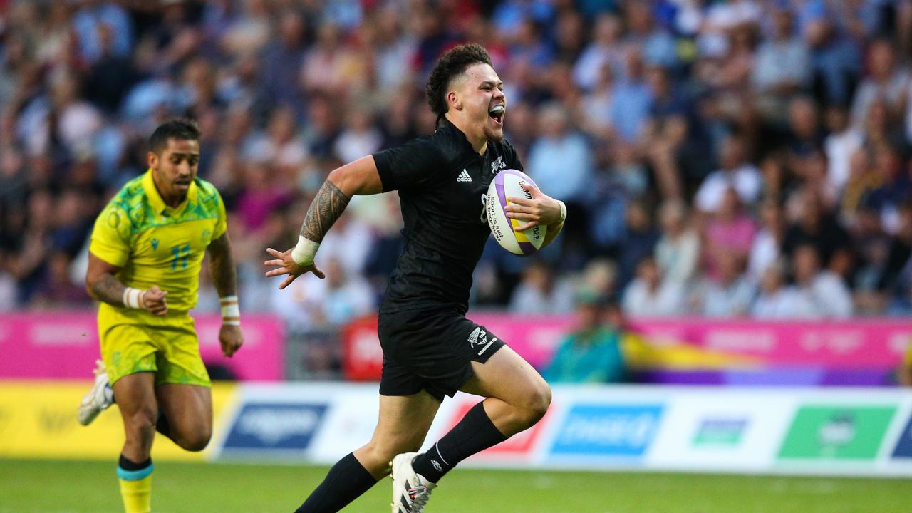 Caleb Tangitau makes a break against Australia at the 2022 Commonwealth Games. Picture: Craig Mercer/MB Media/Getty Images