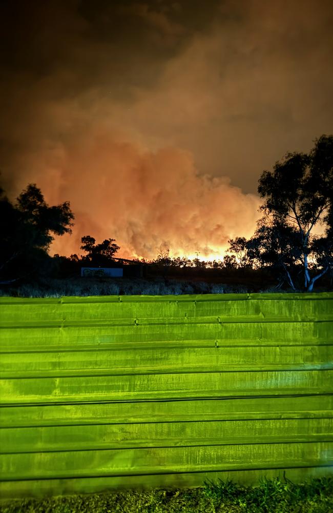 The bushfire south of Tennant Creek out the back of the Devils Marbles Hotel, Saturday October 5, 2024. Picture: Cindy Caldwell