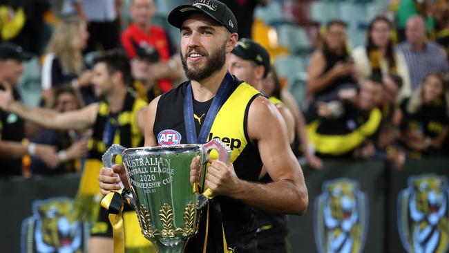 Shane Edwards with the 2020 premiership cup. Picture: Jono Searle (Getty)