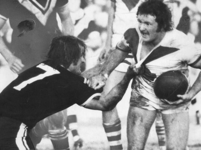 Raudonikis, nicknamed Tom Terrific, in action for Western Suburbs rugby league club.