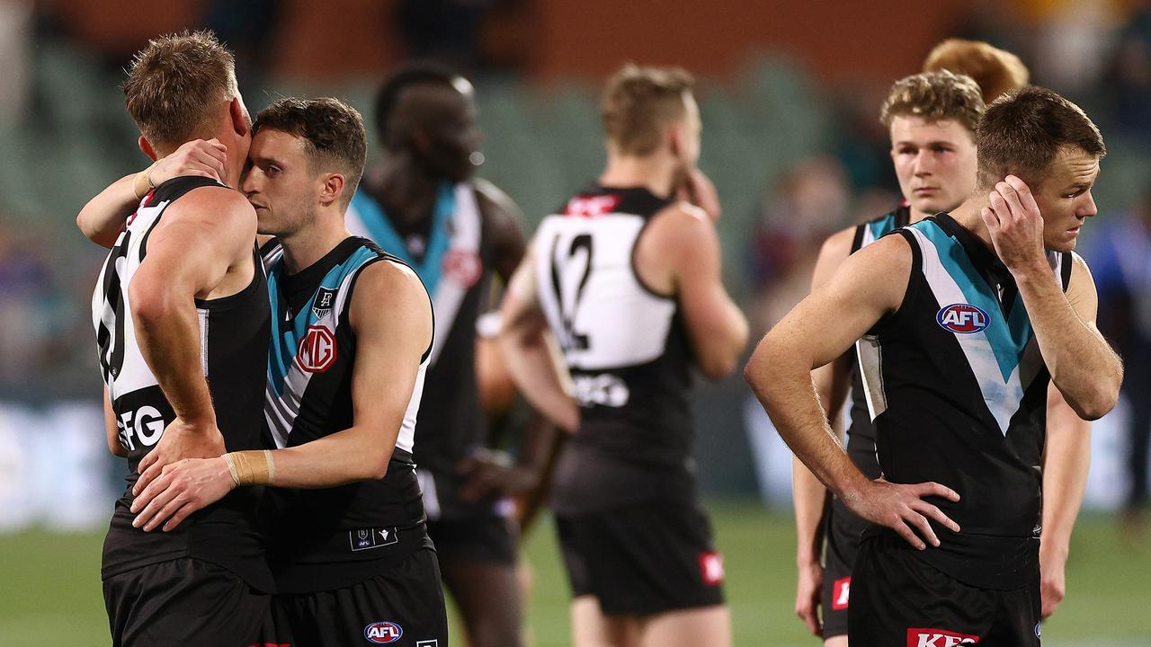 Port Adelaide players after the preliminary final. (Photo by Daniel Kalisz/Getty Images)