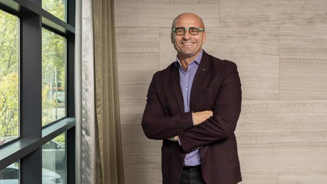 Investors should aim to buy land, according to buyer’s advocate Frank Valentic.