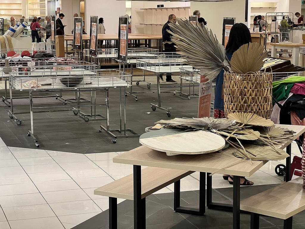 Shoppers flock to Myer’s Brisbane CBD store on its last day of trading. Picture: Lyndon Mechielsen