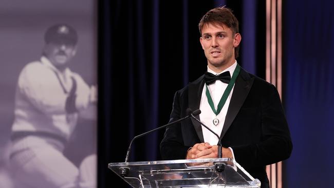 Mitch Marsh speaks on stage after receiving the Allan Border Medal (Photo by Jonathan DiMaggio/Getty Images for Cricket Australia)