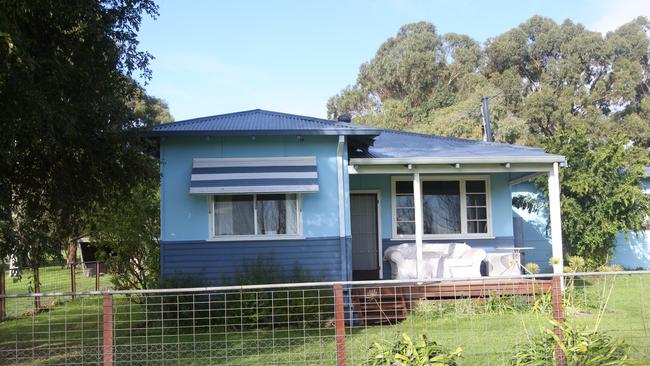 Exterior of the home where Chantelle McDougall, her daughther Leela, Gary Felton and Tony Popic lived at Nannup, Western Australia. They were part of a cult led by Mr Felton.