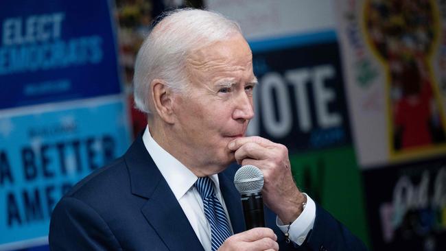 US President Joe Biden speaks about the midterm elections during and event at the headquarters of the Democratic National Committee October 24, 2022, in Washington, DC. (Photo by Brendan Smialowski / AFP)