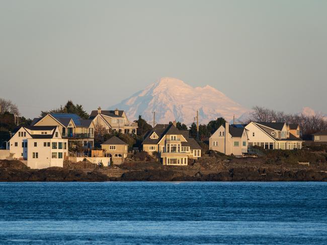 About a quarter of the world’s central banks are cutting interest rates, including Canada.