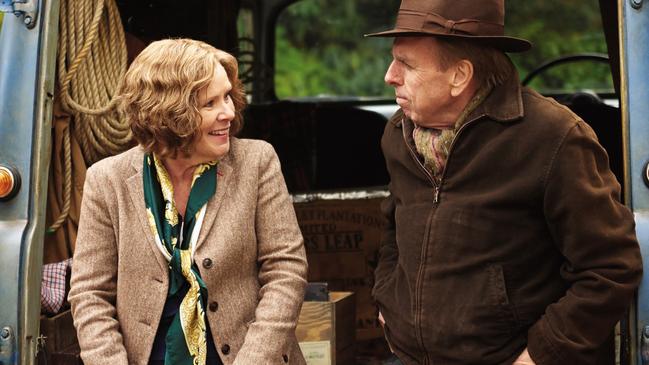 Imelda Staunton and Timothy Spall in Finding Your Feet.