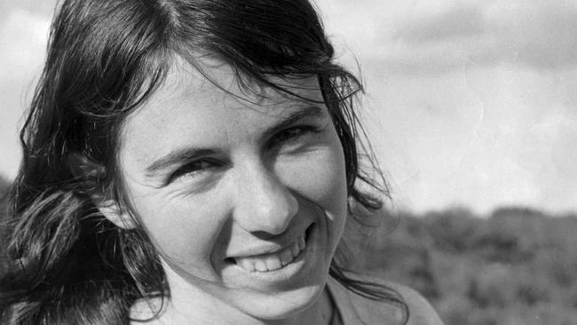 Rhyanwen McConnochie (nee Horne), 24, who grew up in Fairlight, has been missing since February 1, 1975. Her family are urging authorities to open a coronial inquest to help solve the mystery. Picture: Supplied