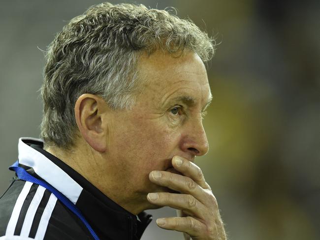 Coach Ernie Merrick of the Phoenix before the Melbourne Victory and Wellington Phoenix round 4 ALeague match at Etihad Stadium in Melbourne, Monday. Oct. 31, 2016. (AAP Image/Tracey Nearmy) NO ARCHIVING, EDITORIAL USE ONLY