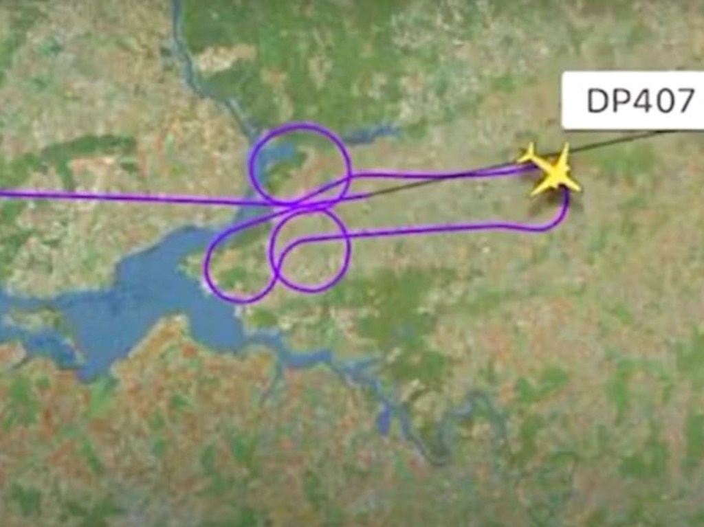 The pilots of Pobeda Airlines flight DP407 carved took this charming flight path in Russian skies. Picture: Flightradar24