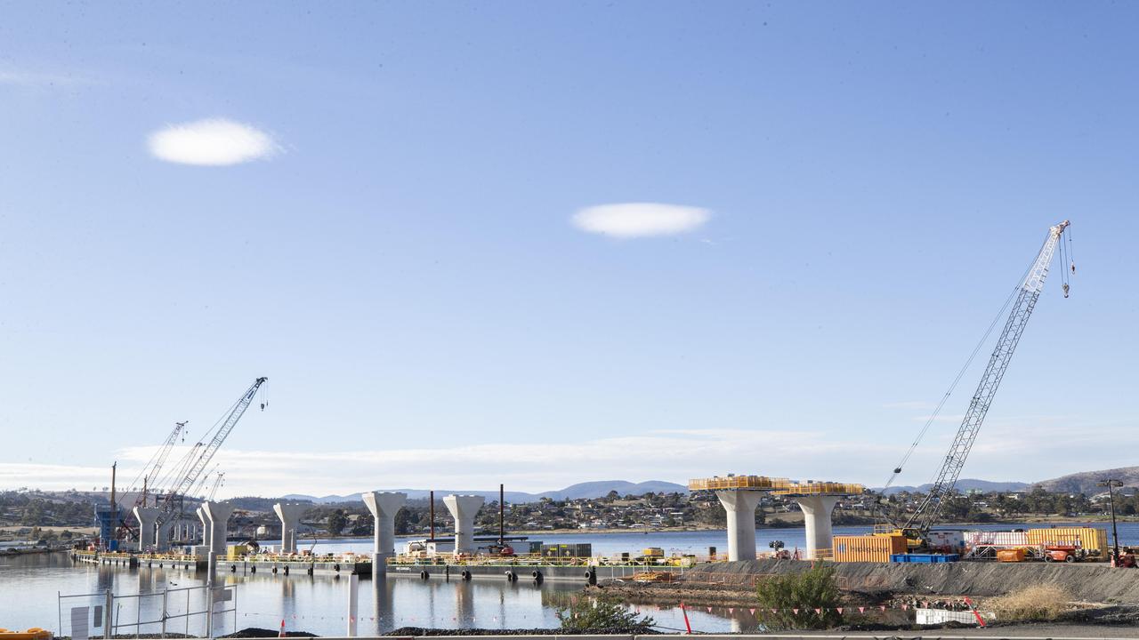 Bridgewater Bridge construction. Picture: Chris Kidd