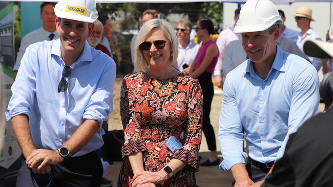 Federal Treasurer Jim Chalmers with state MP Mick de Brenni and Metro South Health Acting Chief Executive Noelle Cridland.