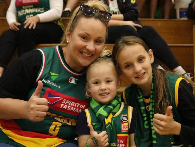 Chantal Innes, Elsie Innes (4), and Maya Innes (12) during the JackJumpers’ NBL trophy tour last year. Picture: Stephanie Dalton