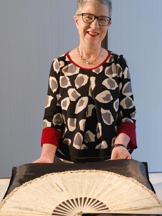 Marie-Louise Ayres with the signed Dame Nellie fan.