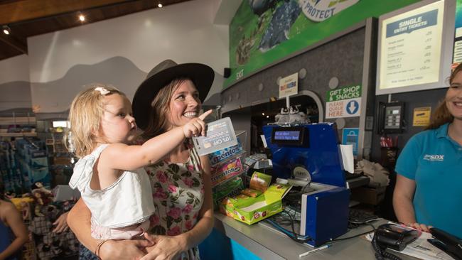 Ella Aird from Manly and her daughter Florence Aird, 18 months. Picture: AAP Image/Julian Andrews.