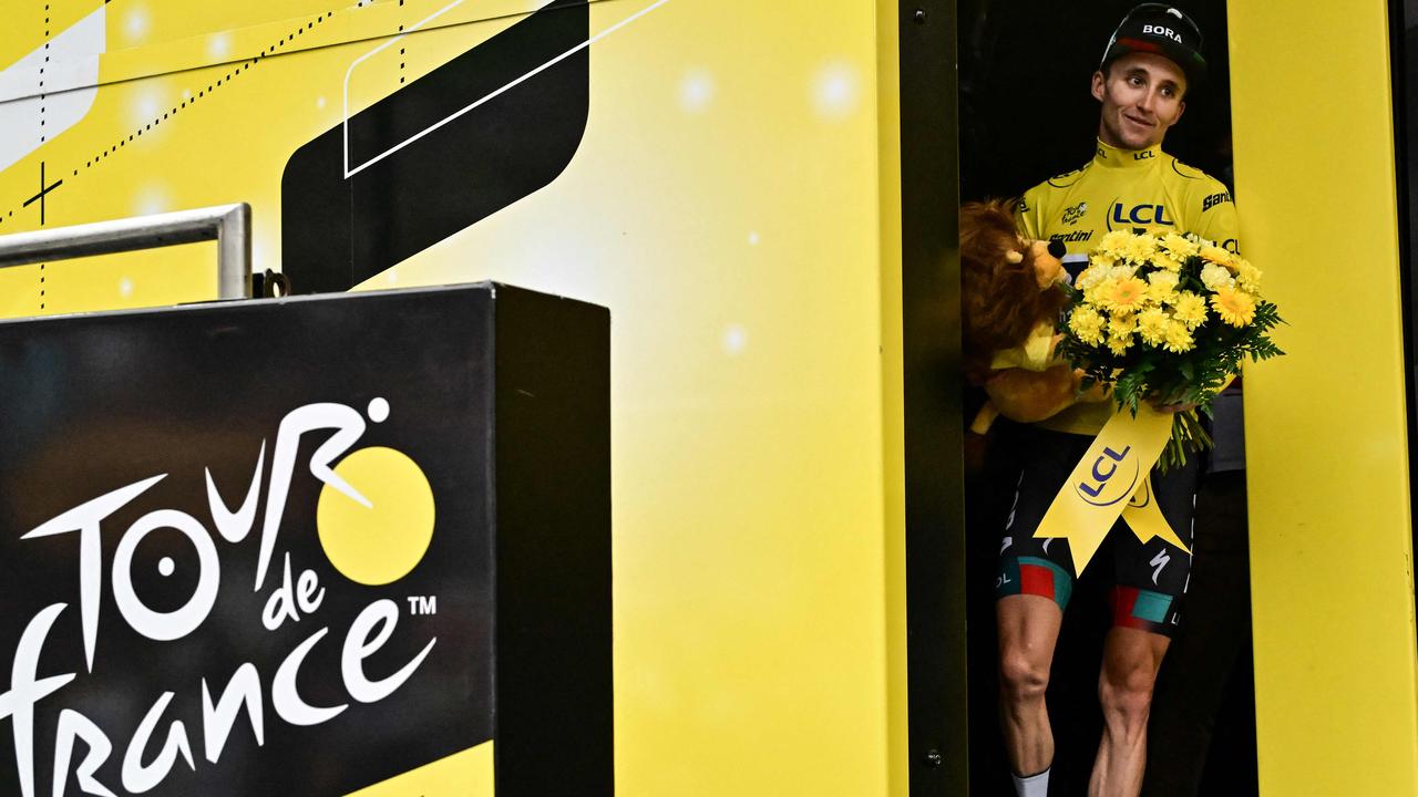 Can Hindley ride back onto the Tour de France podium?