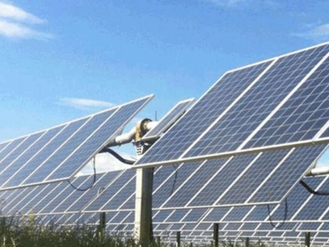 Panels similar to these are planned for the Nana Glen solar farm.