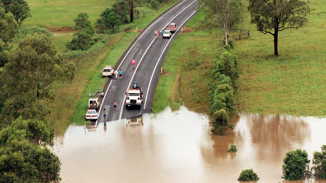 Flooding near Gympie cuts off roads, February 9, 1999. Photo: Nathan Richter