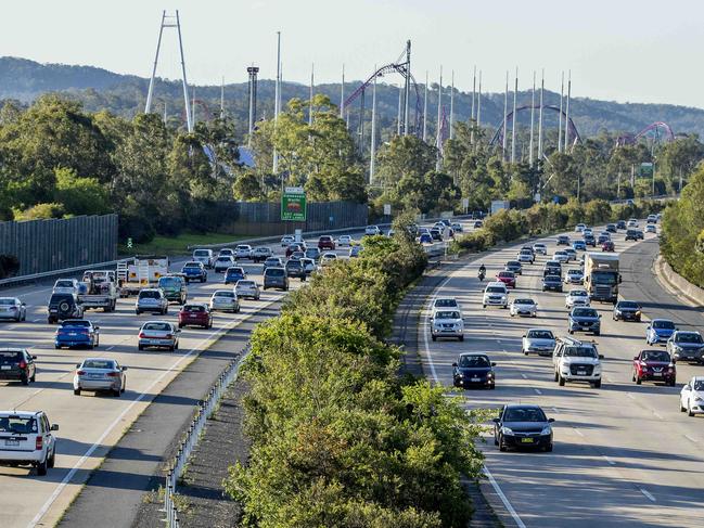 Traffic heading North and South along the M1 through Helensvale. Taken from pedestrian walkway at 4:30pm.   Picture: Jerad Williams