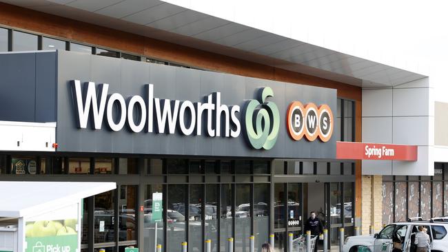 Woolworths initiated its spin of its drinks business Endeavour Group. Picture: Jonathan Ng