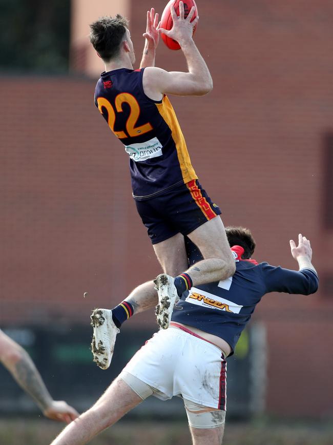 Lachie Langwell shows off his aerial ability in Saturday’s preliminary final. Picture: Mark Dadswell