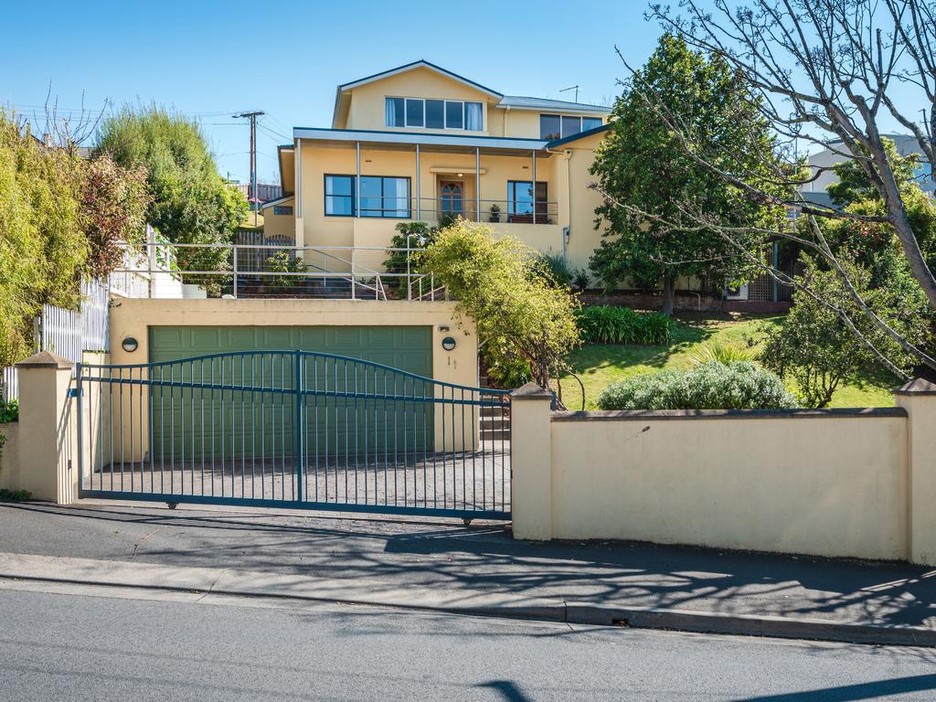 11 Waimea Avenue, Sandy Bay.