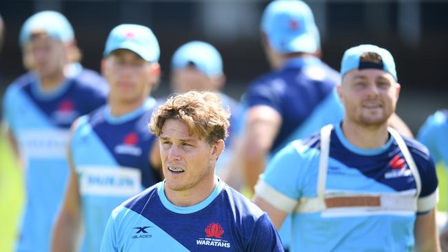 Michael Hooper played with intensity, after recently stepping down as Waratahs. (AAP Image/Joel Carrett).