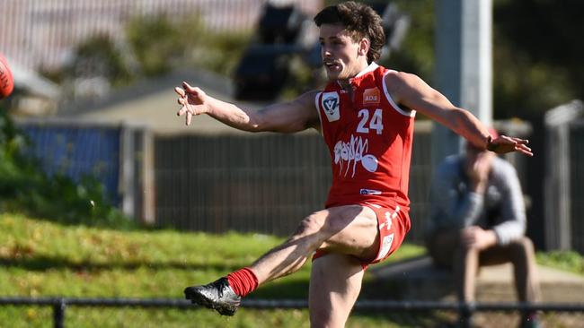 Nathan Honey in action for Northern Bullants. Picture: Nathan McNeill