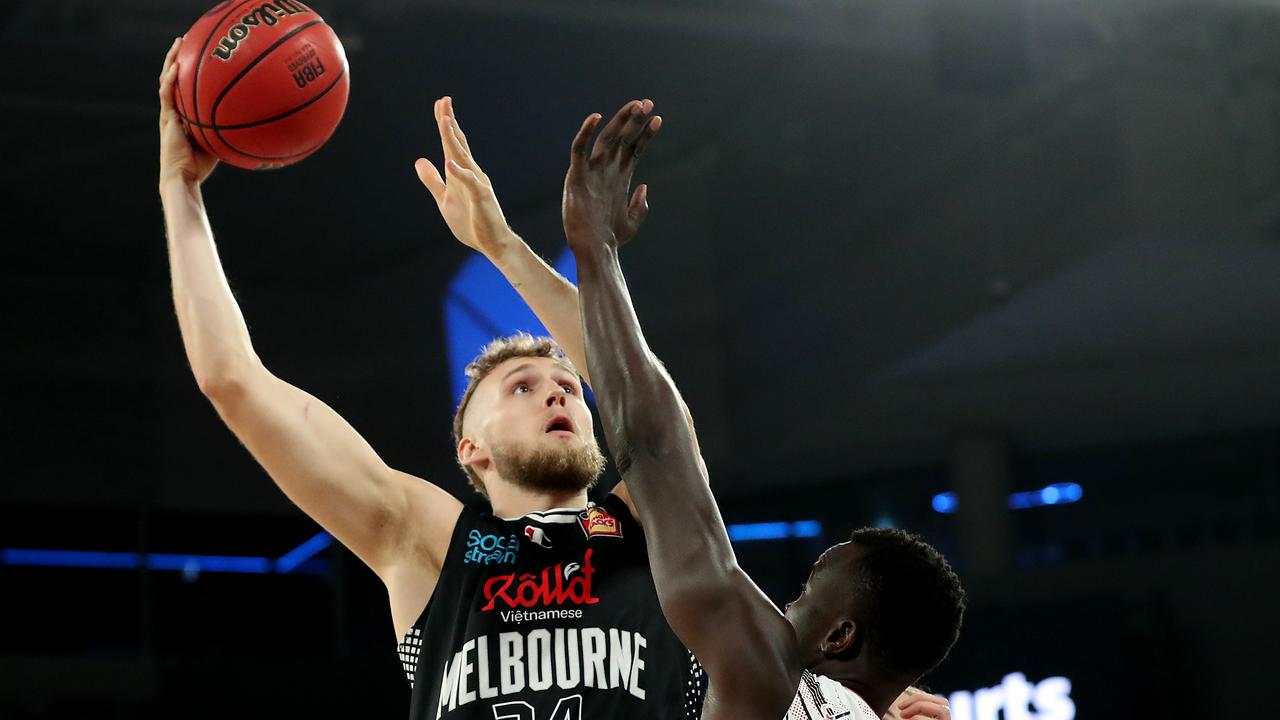 NBL: Melbourne United big man Jock Landale warns rivals about a full